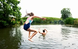 Wild-swimming-585283787-c3327fb Wild-swimming-585283787-c3327fb