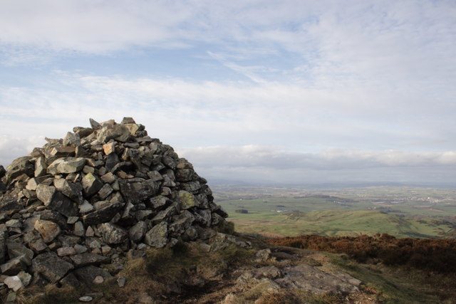 geograph-324143-by-Dave-Durie-fc708d9