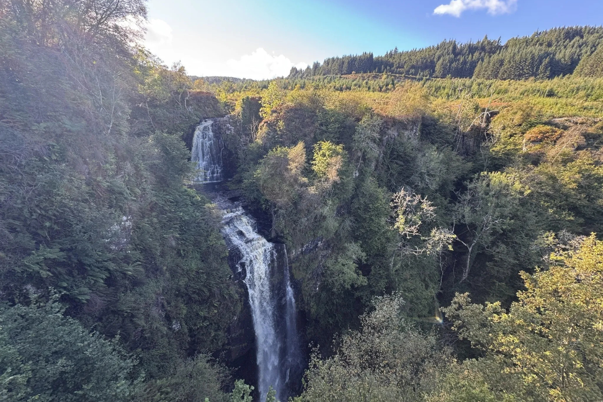 Giant's Graves and Glenashdale Waterfall Circular