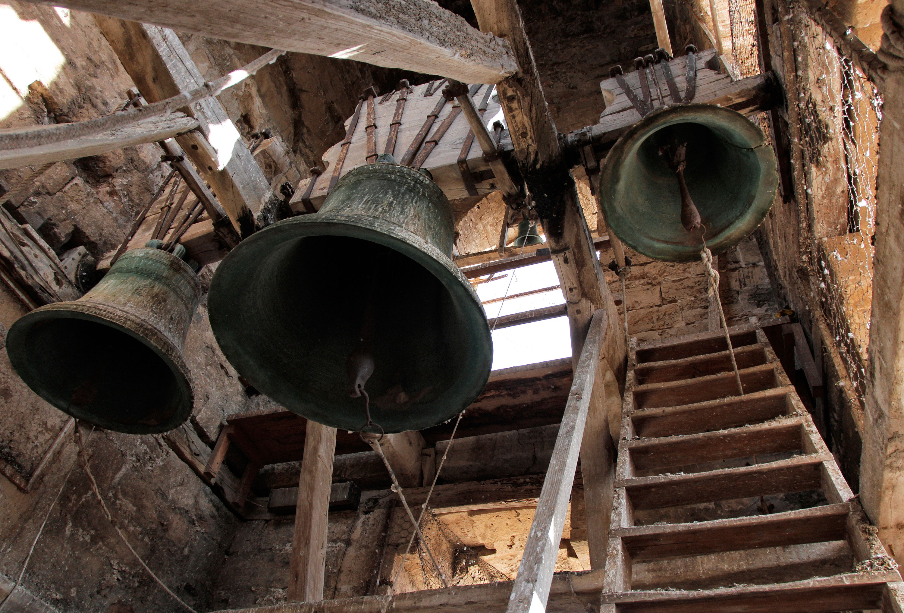 Bell ringing at Christmas Bell ringing at Christmas