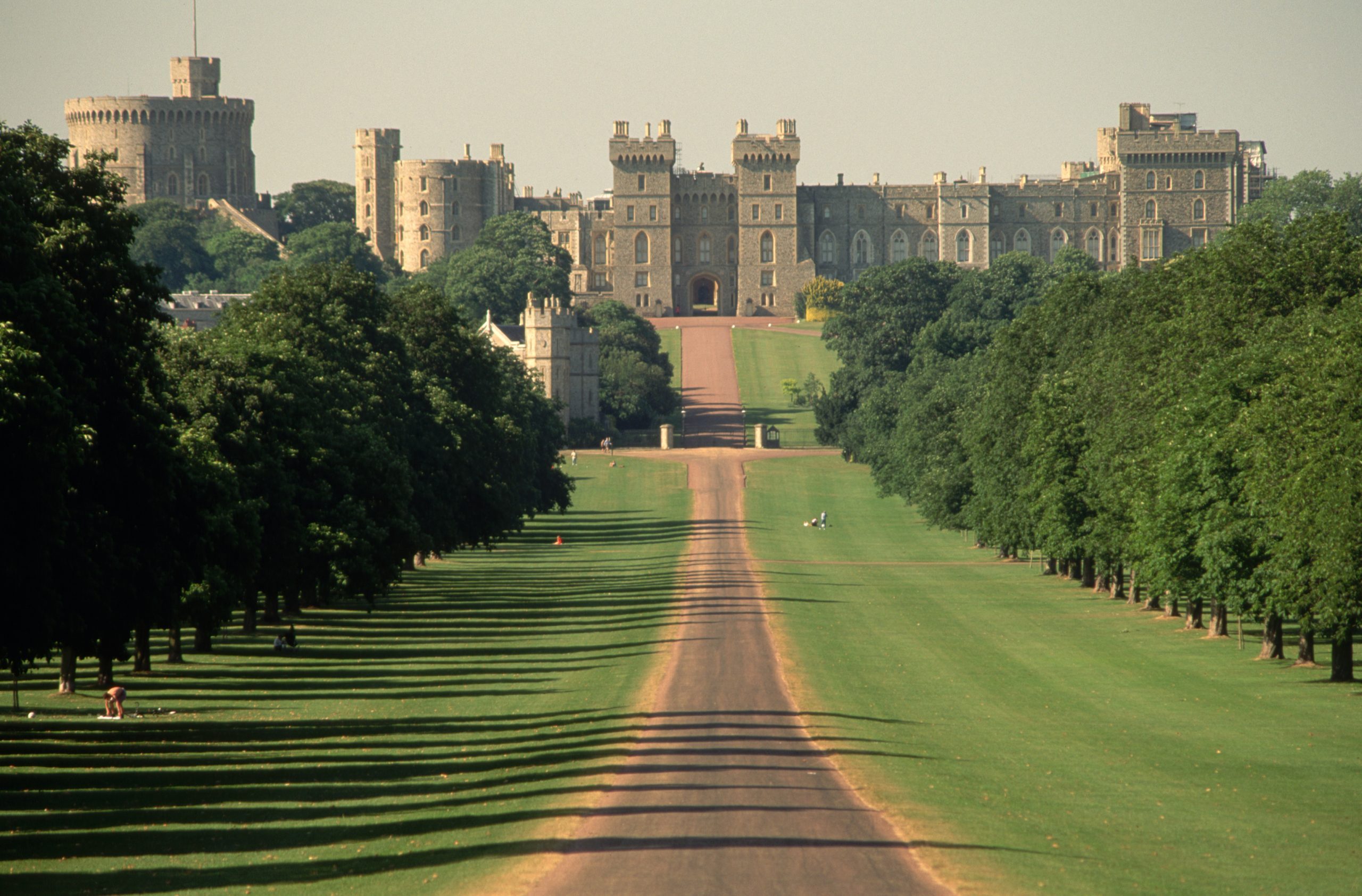 A road leading up to Windsor Castle